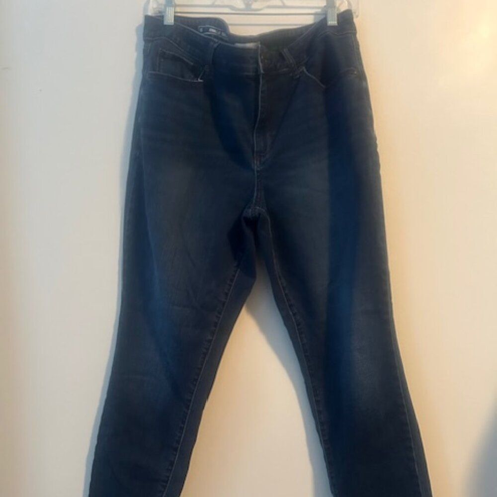 Sonoma 5 pocket distressed Ankle skinny jeans, size 16